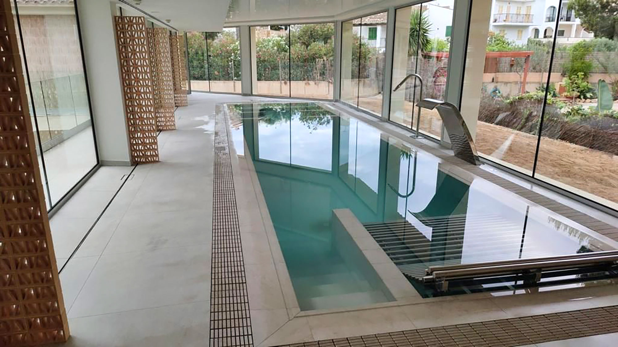 Porcelánico para piscinas HOTEL SPA EL CORSO PRAFABRICADOS JUPE 02