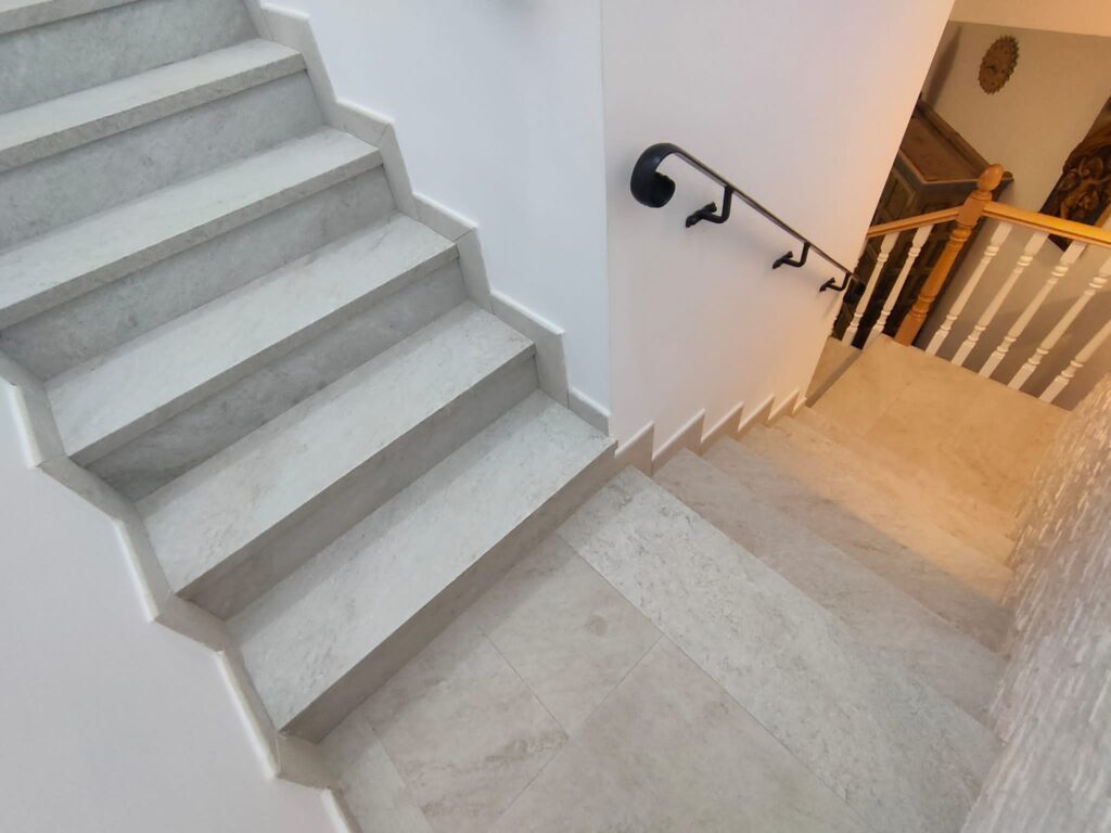 Materiales construccion gres bonillo escaleras white stone 5