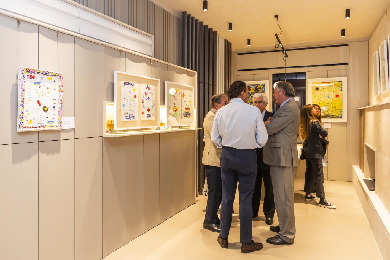 exposicion preinaugural showroom velazquez
