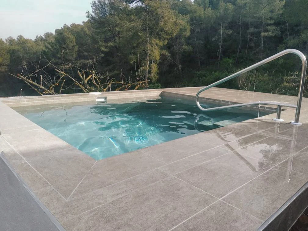 Piscina Grey. Sant Pere de Ribes, Barcelona Grey piscines ribes0