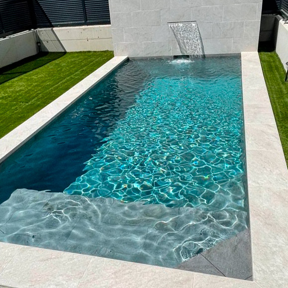 Piscina Tui y White Stone. Madrid Piscina ws vaso tui piscitec 1